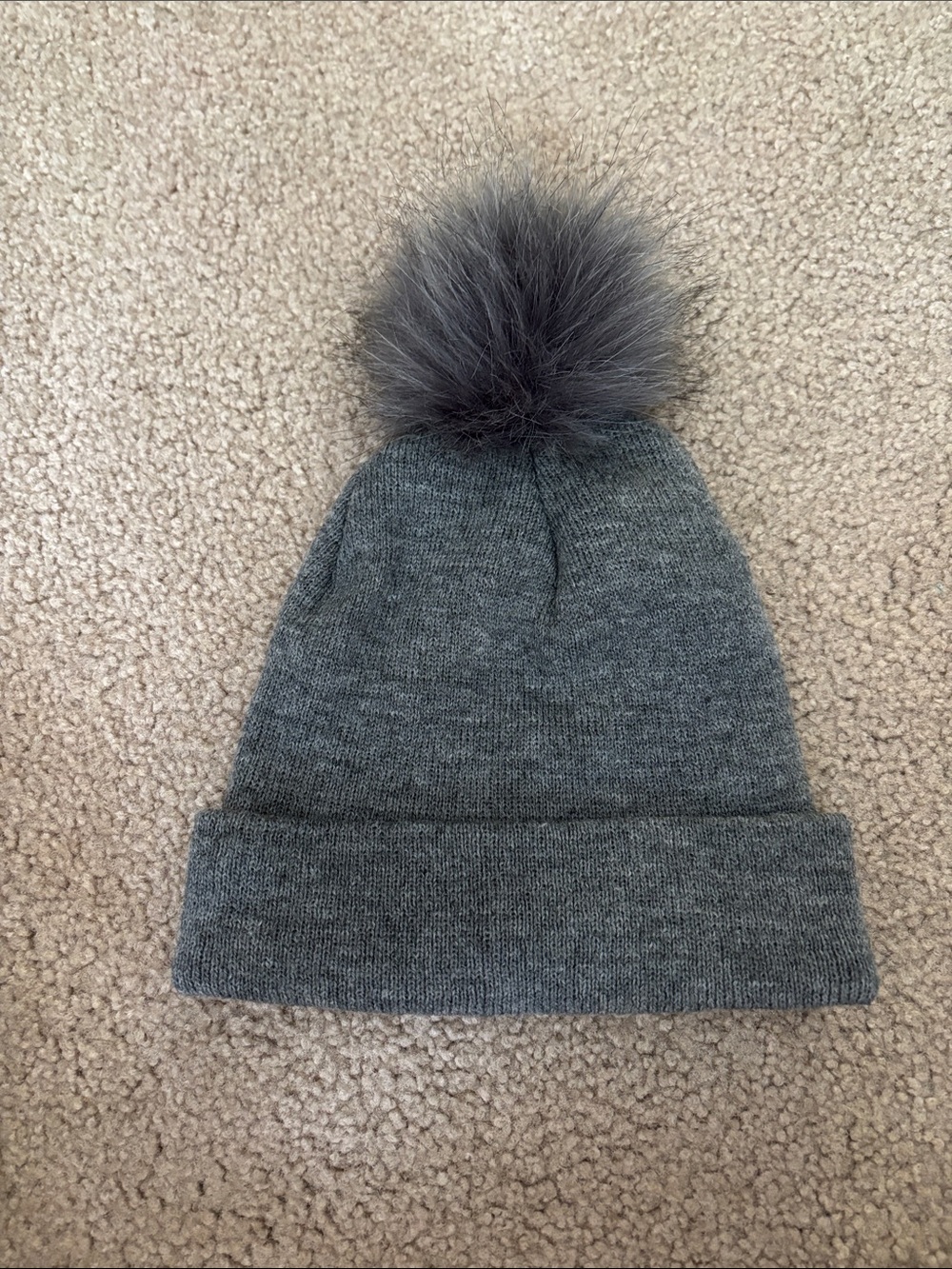 Forever 21 Pom Pom beanie
